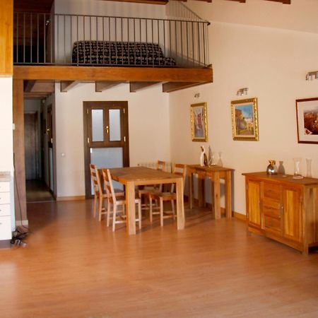 Apartamentos Angelus Plaza Mayor De Graus Exteriör bild
