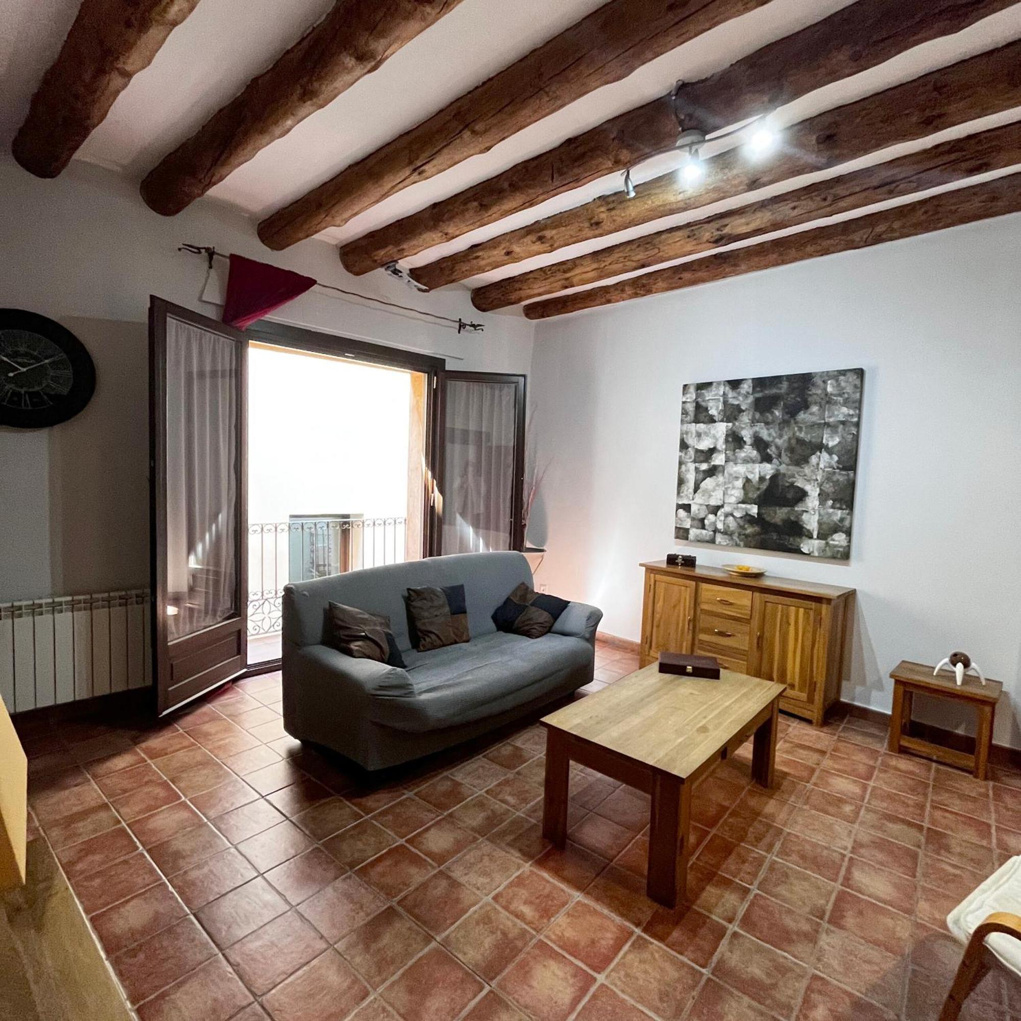Apartamentos Angelus Plaza Mayor De Graus Exteriör bild