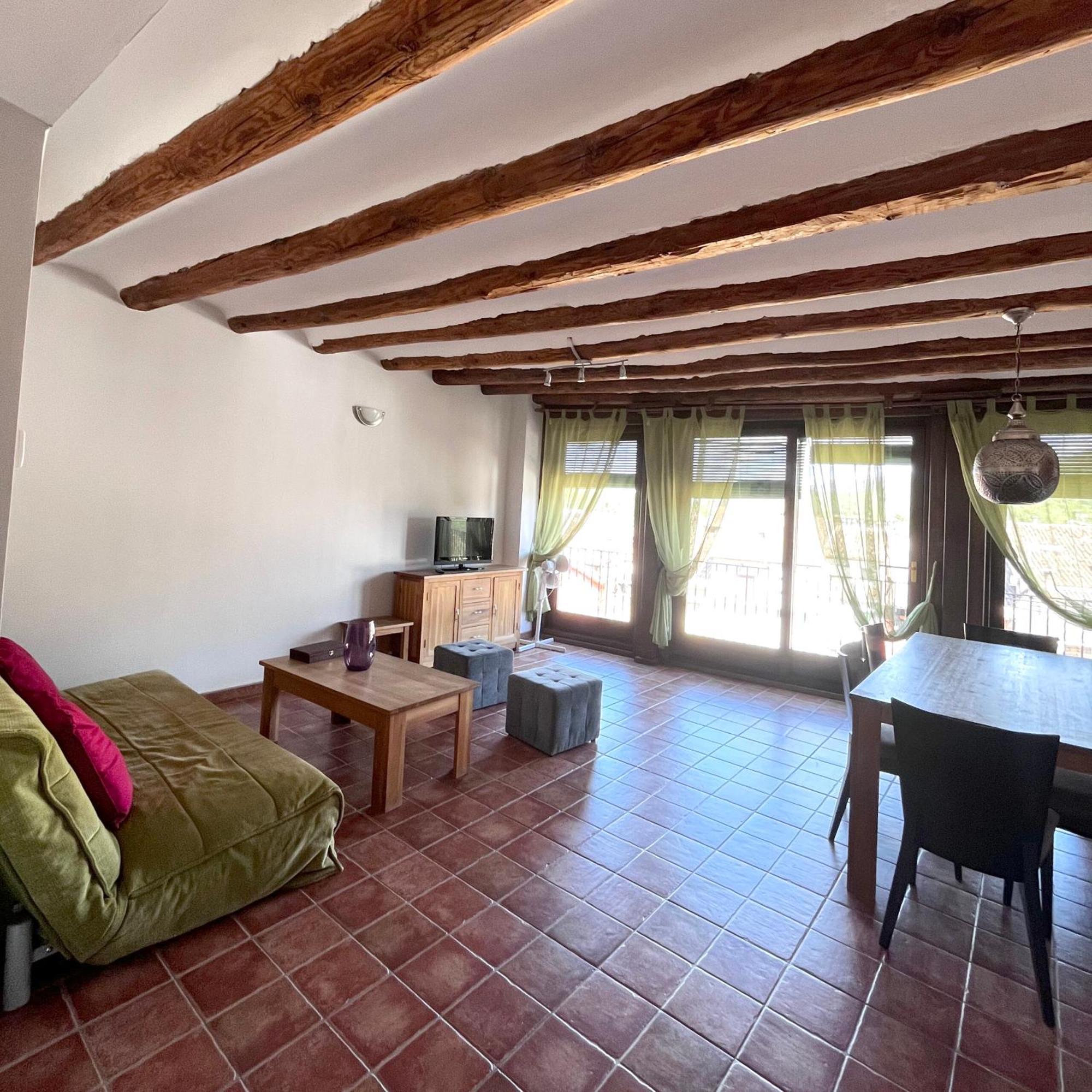 Apartamentos Angelus Plaza Mayor De Graus Exteriör bild